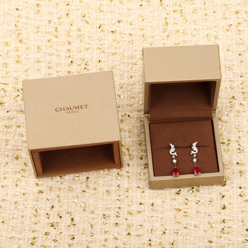 CHAUMET